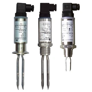 Compact Tuning Fork Level Switch